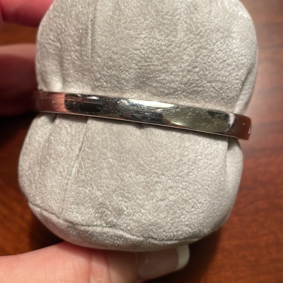 Heavy sterling silver bangle with gemstones - Picture 2 of 8